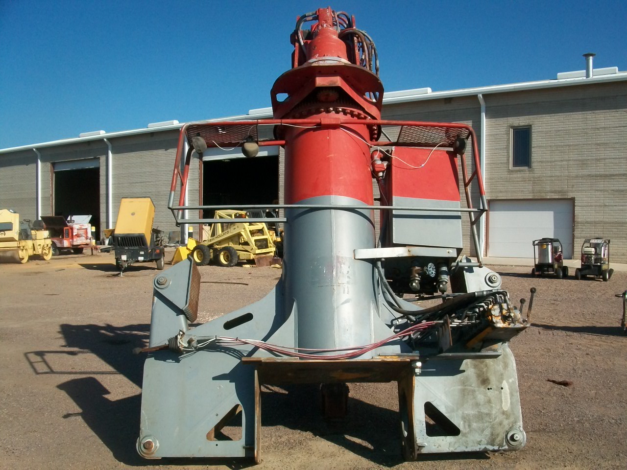 ./imagenes/INVOICE/2019/5065/GRUA HUSKY BRUTE H170 (7).JPG